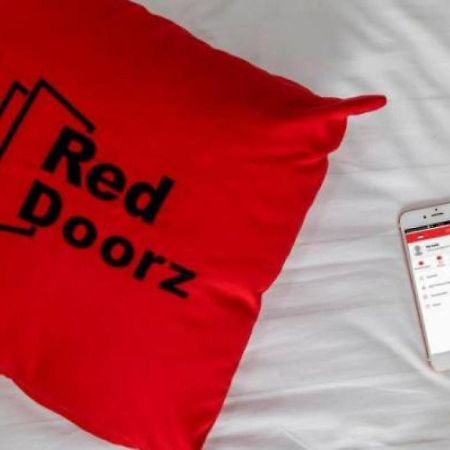 Reddoorz Plus Near Cilandak Town Square 2 Jakarta Exteriör bild