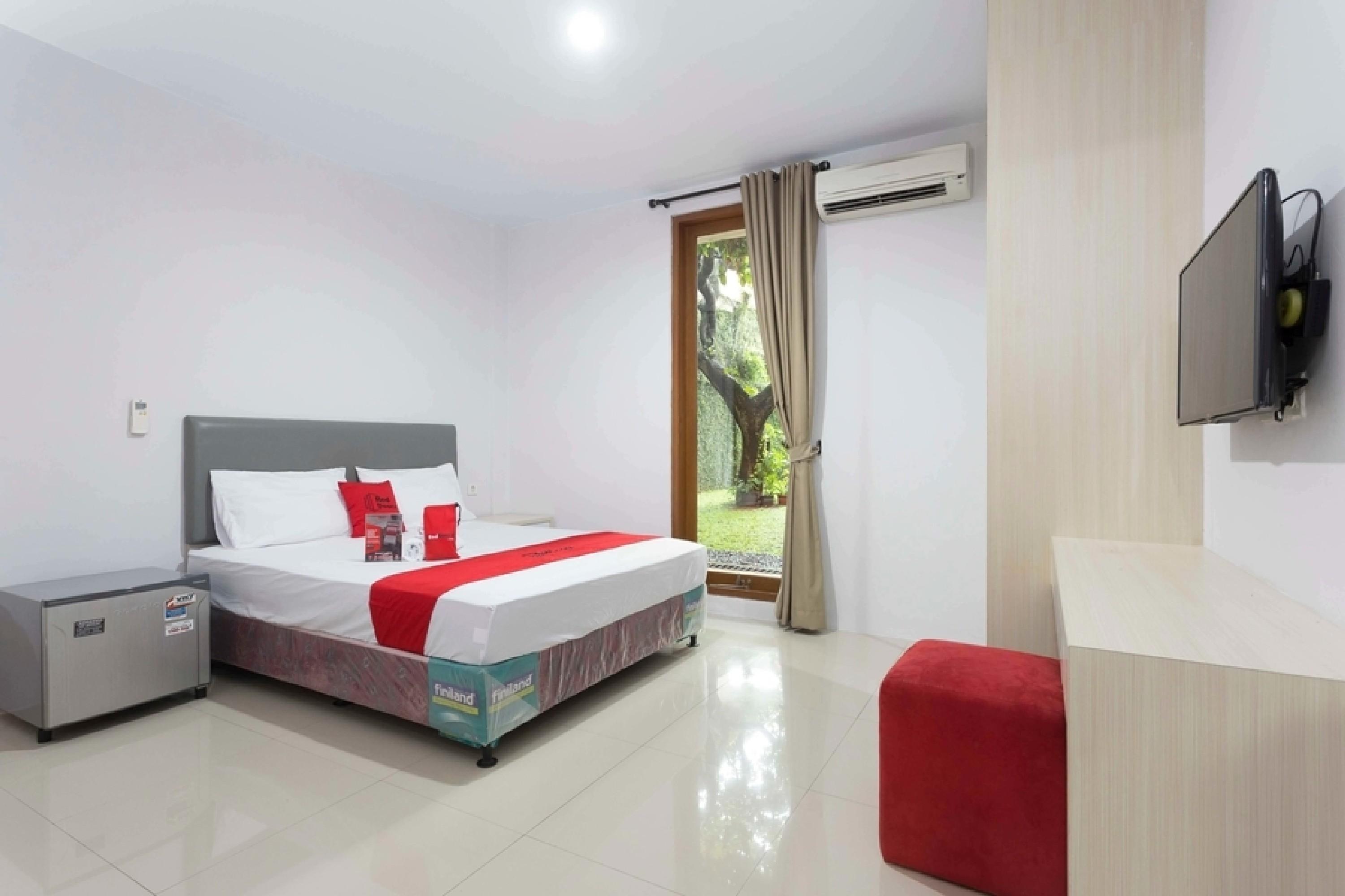 Reddoorz Plus Near Cilandak Town Square 2 Jakarta Exteriör bild