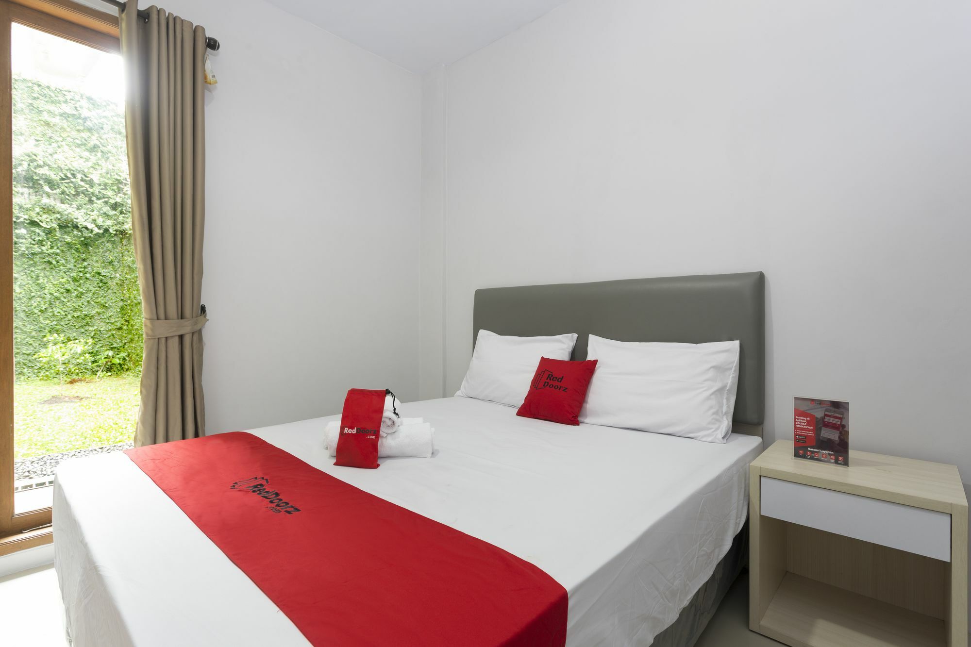 Reddoorz Plus Near Cilandak Town Square 2 Jakarta Exteriör bild